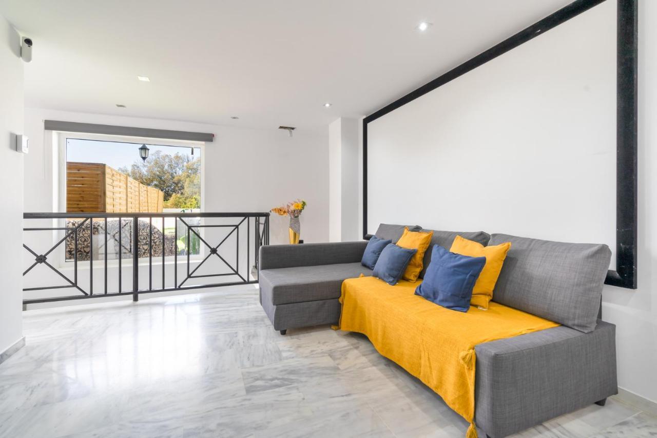 Luxury Apartments Marbella Cabopino ภายนอก รูปภาพ